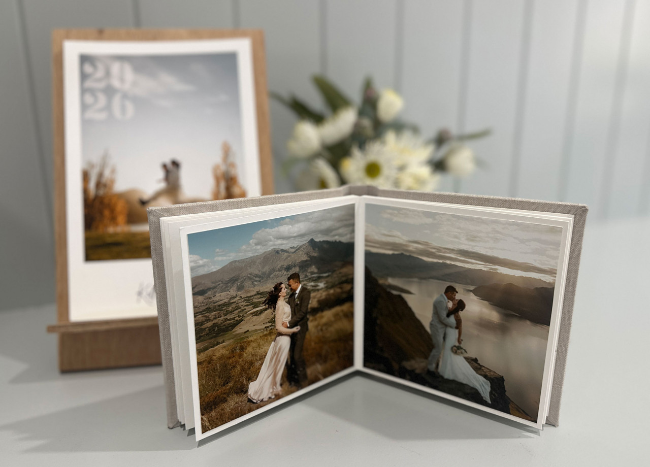 9x6 Timber Calendar